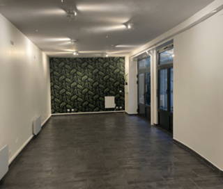 Espace indépendant 50 m² 10 postes Location bureau Rue des Petites Écuries Paris 75010 - photo 1